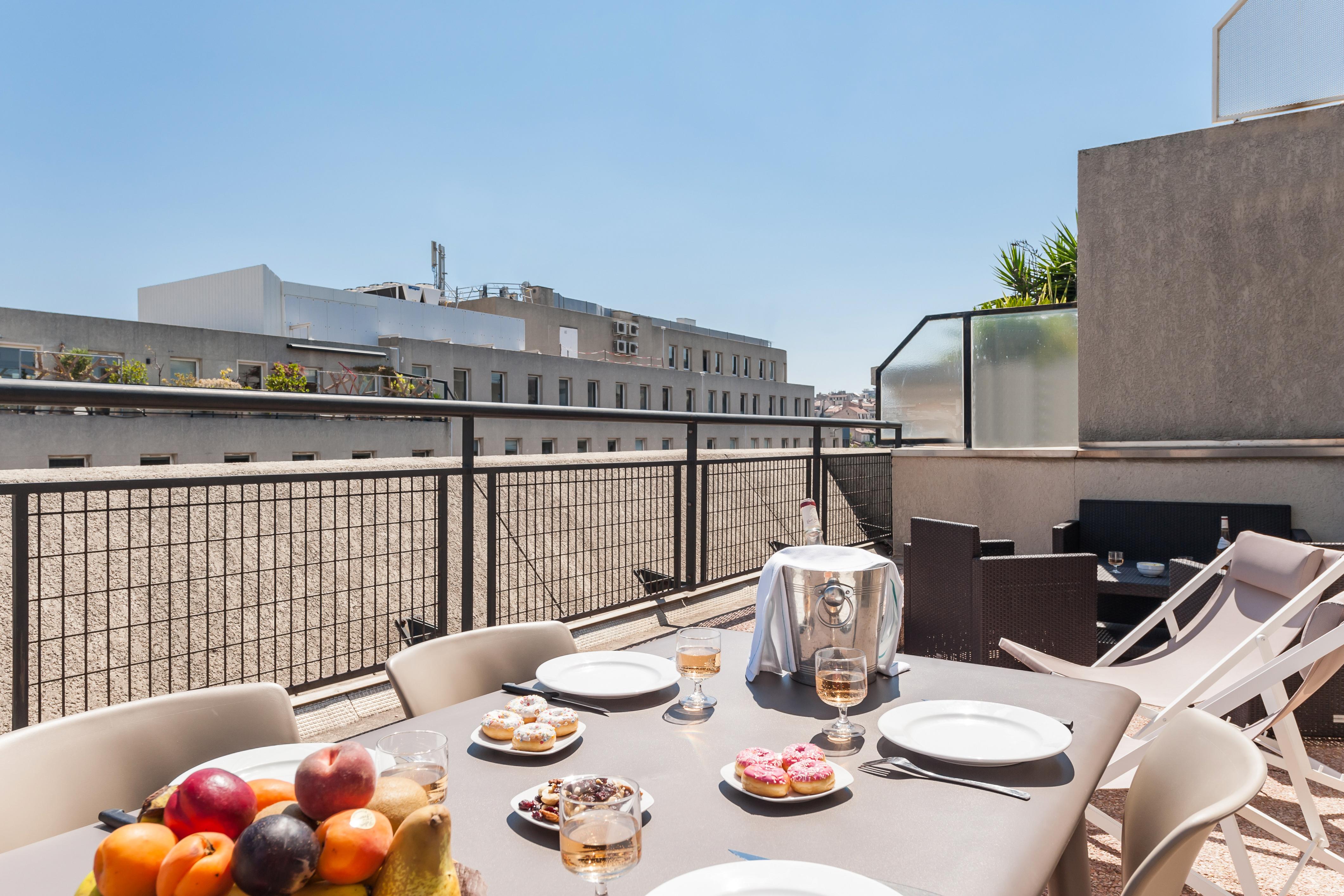 Residhotel Le Grand Prado 3* Marsella