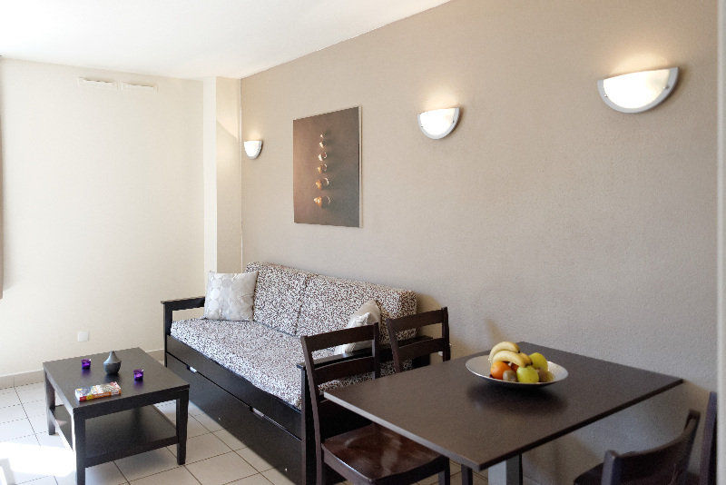 Residhotel Le Grand Prado Marsella