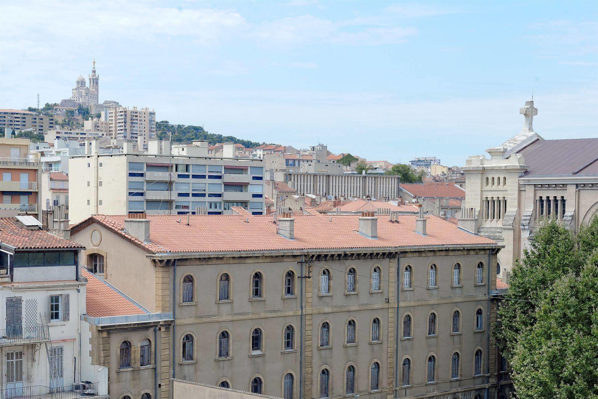 Apartahotel Residhotel Le Grand Prado Marsella